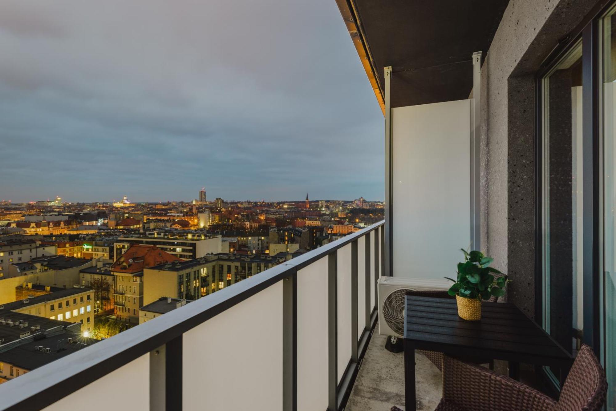 Kairos - Zabrska 15 - Darmowy Podziemny Parking, Klimatyzacja Apartment *